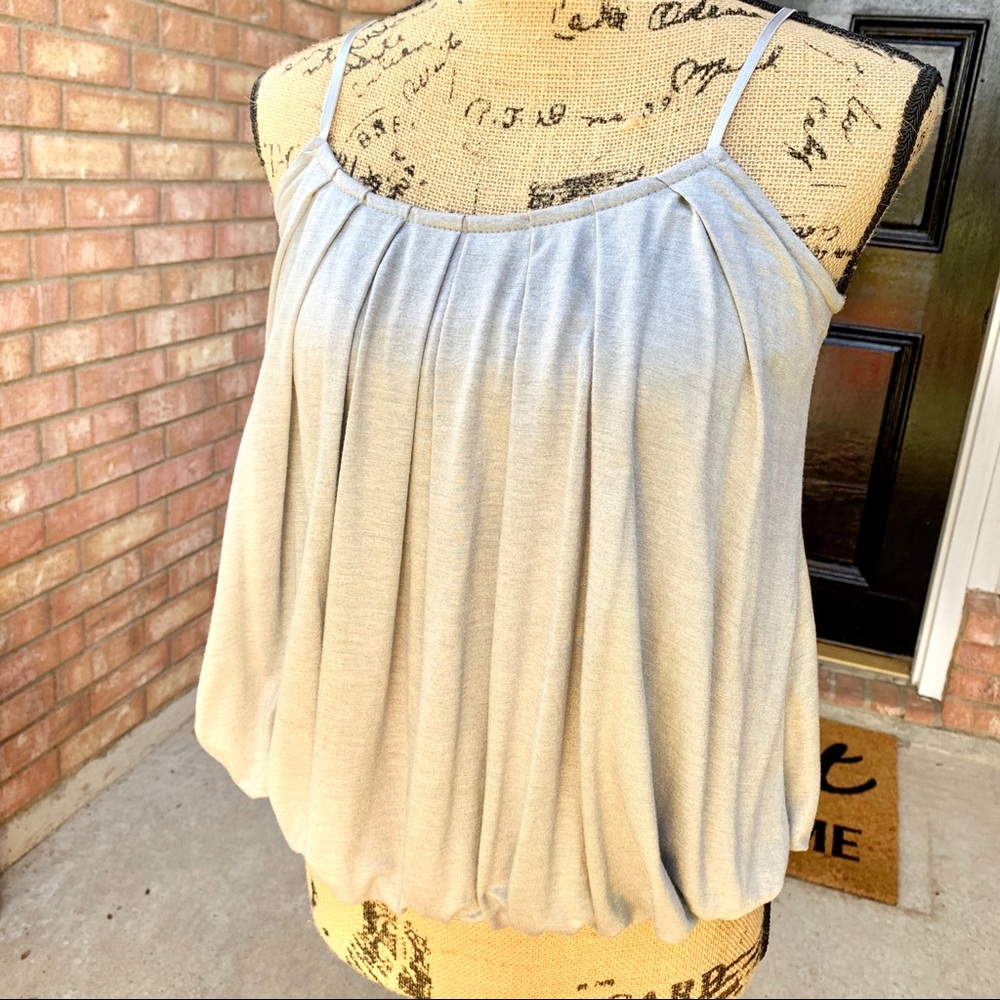 Small Women light gray top, adjustable shoulders.